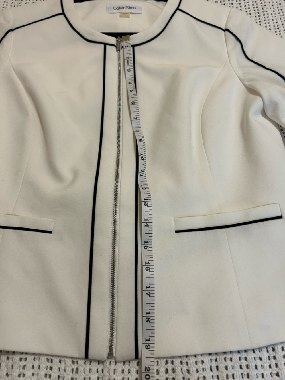Calvin Klein Women’s White Zip Jacket Overcoat with Black Piping Size 12 - Picture 7 of 9